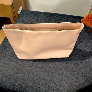 Cuyana Tote Organizer large
